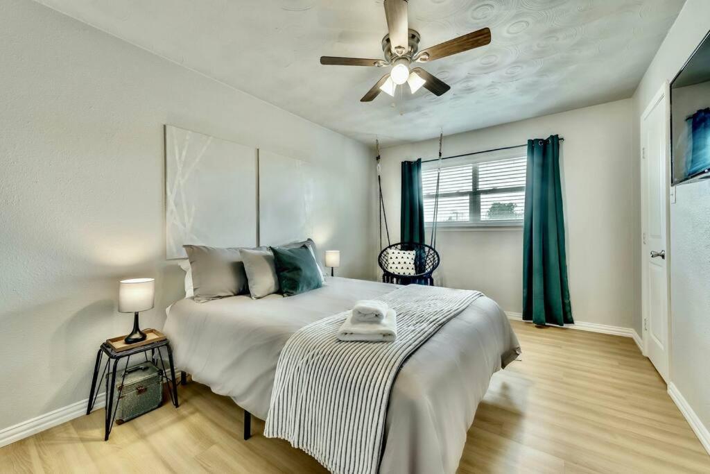 The Art Deco And Arboretum Tickets Included Appartement *